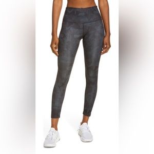 Zella Studio Lite High Waist Print 7/8 Leggings